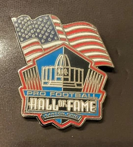 Pro Football Hall of Fame Logo Amerikanische Flagge Sammler Pin - Bild 1 von 1