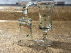 Vintage CLOVER LEAF Stemmed Liquor Cordial Glasses Shamrock (SET OF 2) - Picture 1 of 11