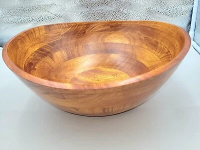 Tazón para servir Lipper International acabado cereza borde ondulado 13" x 12,5" x 5" Foto 1 de 4