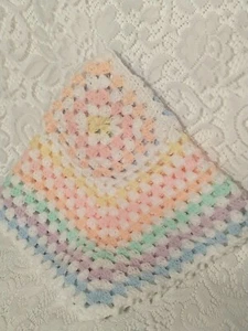 Regenbogen Unisex Decke Garn kuschelig bequem tragen afghanisch 25 x 25 cm tblbj1 - Bild 1 von 12
