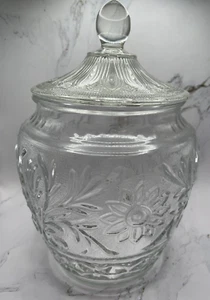 American Press Geschliffenes Glas Keksdose 10,5" hoch Blumenmuster Vintage - Bild 1 von 5