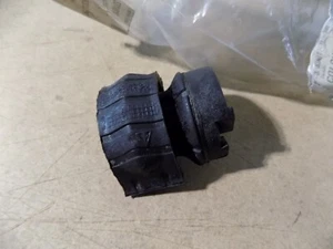 Genuine Porsche Cayenne 2007-2010 Rear Anti Roll Bar Bush 95533379230 - Picture 1 of 1