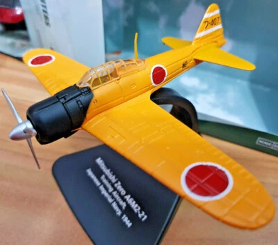 Mitsubishi Zero A6M2-21 Training 1944 - Scala 1:72 Die Cast - Oxford Aviation - Immagine 1 di 4