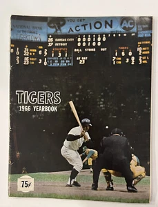 1966 Detroit Tigers Yearbook Kaline MLB Vintage - Picture 1 of 9