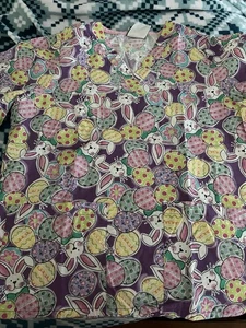 Easter Spring Women's Scrub Top Medium - Picture 1 of 1
