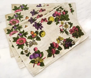 Vintage Set of 4 Linen Placemats Berries Flowers Citrus - Picture 1 of 4