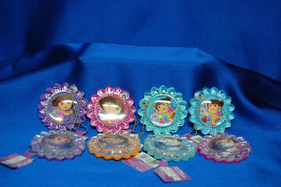 8 Llaveros Espejo Flor Dora 8 - 8 Llaveros Flor Espejo Favores ENVÍO GRATUITO Foto 1 de 1