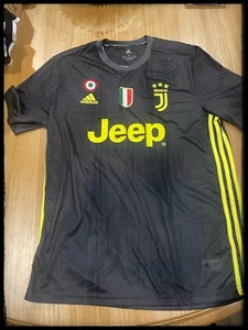 Adidas Soccer Jersey Men's size L Juventus FC Cristiano Ronaldo Jersey original. - Picture 1 of 3