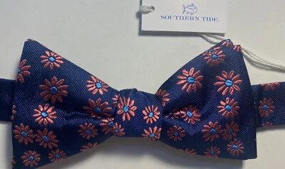 MAREA DEL SUR AZUL MARINO FLOR VERANO FLORAL SEDA PREPPY PAJARITA VIÑEDO Foto 1 de 4