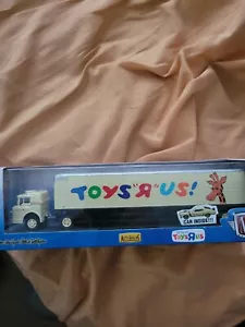 m2 machines auto haulers toys r us 1960 ford c600 and 1970 ford mustang boss 302 - Picture 1 of 2