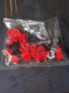LEGO 76914 Speed Champions Ferrari 812 Competizione Small Bag of Spare Pieces  - Picture 1 of 5