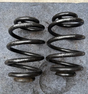 1996 BMW E36 M3 Eibach PAR DE MOLAS HELICOIDAIS TRASEIRAS ESQUERDA E DIREITA FABRICANTE DE EQUIPAMENTO ORIGINAL - Imagem 1 de 4