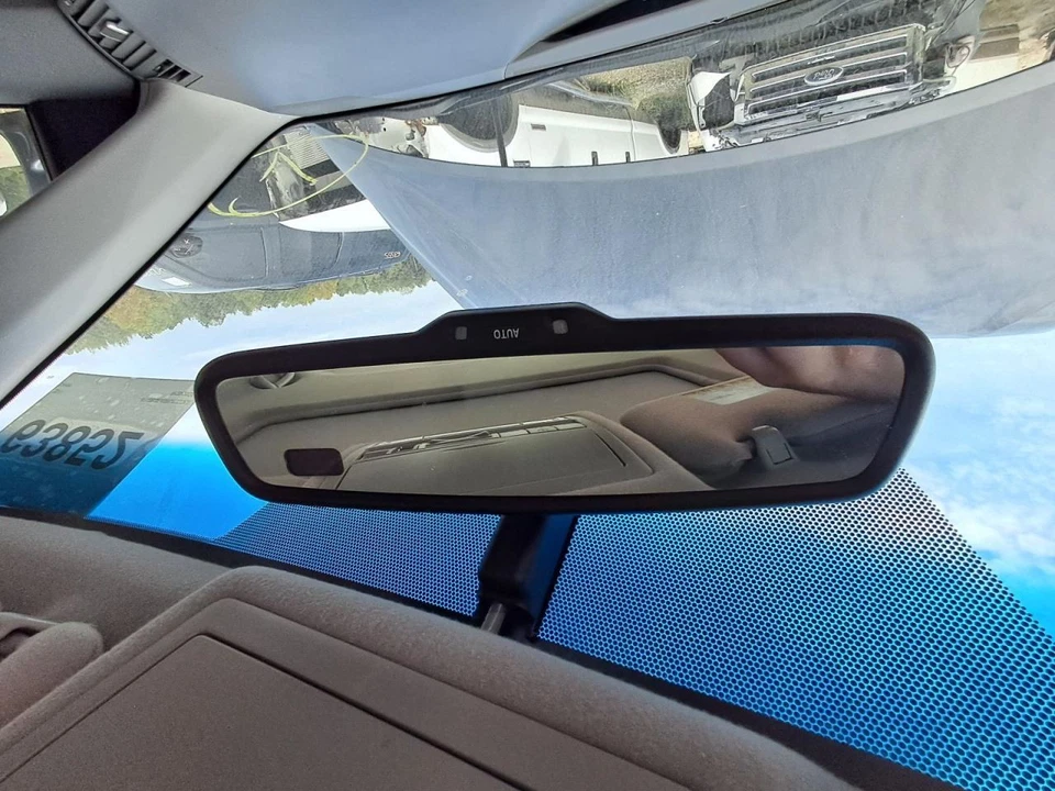 Espejo retrovisor Canada Market atenuación automática compatible con 09-14 MATRIX 2697095 Foto 1 de 1