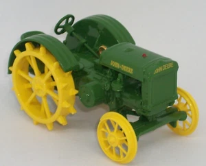 Tractor John Deere Modelo D Hallmark 2010 - Nuevo en caja - Imagen 1 de 22