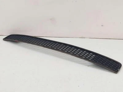 11-17 TOYOTA SIENNA SE РЕШЕТКА РАДИАТОРА НИЖНЯЯ 5311208020 - Изображение 1 из 4