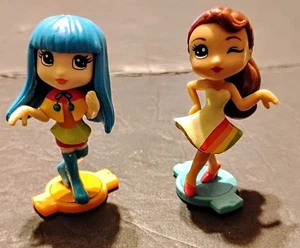 2 Personaggi Gioco Bambola Party Popteenies Poptastic Mini 2,25" - Foto 1 di 6