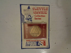 NASA Kennedy Space Center Space Shuttle Action Collection Series Brass Coin NIP - Picture 1 of 3