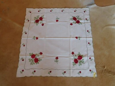 Tischdecke 80x80cm  - Neuware  - Bild 1 von 2