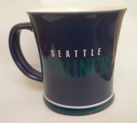 MLB SEATTLE MARINERS 15 OUNCE SCULPTED CERAMIC COFFEE MUG Cover