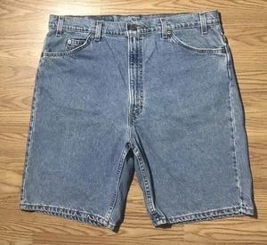 Vintage Levi’s 505 Denim Jeansshorts Größe 40 Orange Tab Hergestellt in den USA Medium Wash Blau - Bild 1 von 11