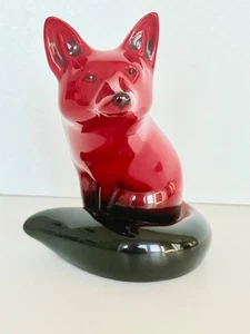 Royal Doulton Flambé Volpe Seduta HN2634 - Figurina 4" - Ottime condizioni - Foto 1 di 8