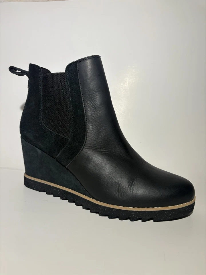 Botas resistentes al agua TOMS para mujer talla 7 Maddie negras con suela de cuña Foto 1 de 4