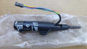 GM 19353955 Lever Asm,Turn Signal & Headlamp Dimmer Switch & Cruise Control - Picture 1 of 7