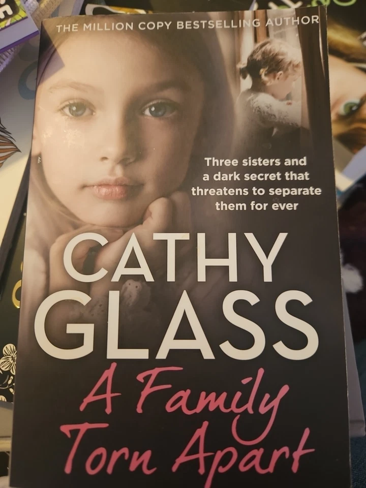 HarperCollins a Family Torn Apart by Cathy Glass - Image 1 of 1