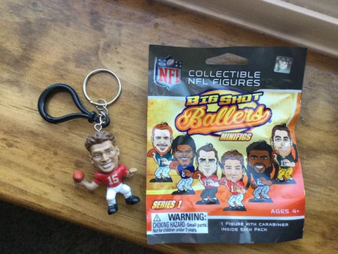 NFL TeenyMates Series 1 BigShot Ballers Patrick Mahomes KEYCHAIN BACKPACK CUSTOM Cover