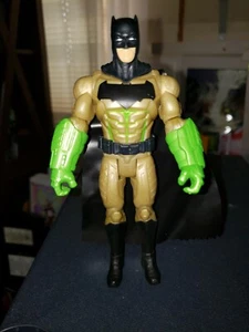 2015 Batman Vs. Superman Gauntlet Assault Batman 6" Figure Mattel  - Picture 1 of 2