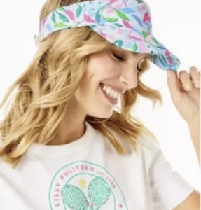 Lilly Pulitzer GWP Visor Print With Purpose Resort White Holding Court Hat NWT - Picture 1 of 6