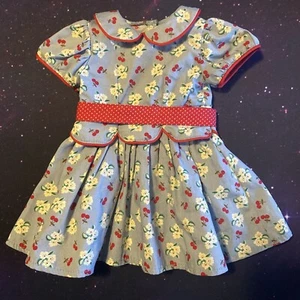 American Girl Doll Emily Bennett Meet Dress - Disegno ciliegio e fiori anni '40 - Foto 1 di 5
