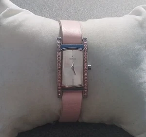 New Guess I90178L1 ladies Watch 100% Genuine - Picture 1 of 6