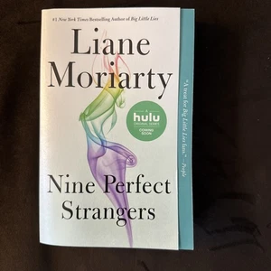 Nine Perfect Strangers Liane Moriarty Good Used Condition Paperback - Picture 1 of 2
