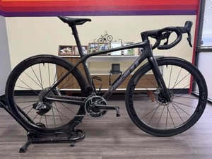 2022 Giant TCR Advanced SL 0 Size Small. Sram Red AXS, Powermeter, Cadex Wheels - Picture 1 of 7