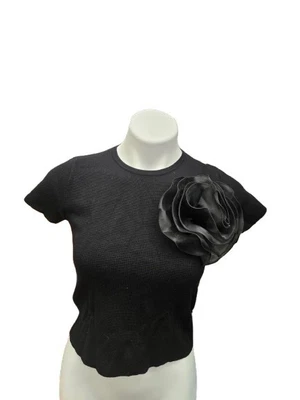 Nuevo con etiquetas Top tejido de ciro negro de manga corta XS para mujer con flor en la parte delantera Foto 1 de 4