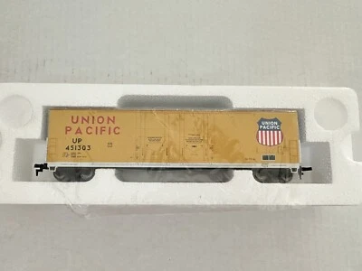 Atlas HO Scale Evans Double Plug Door Box Car 1753-2 Union Pacific 451303 - Image 1 of 3