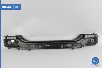 04-10 Soporte de parachoques trasero BMW 530i E60 E61 Soporte guía 7056343 OEM Foto 1 de 4