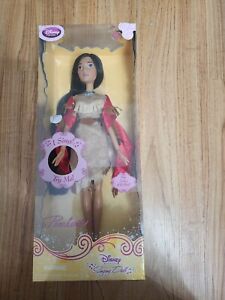 Disney Store Princess Singing Doll Pocahontas Colors of the Wind 16"