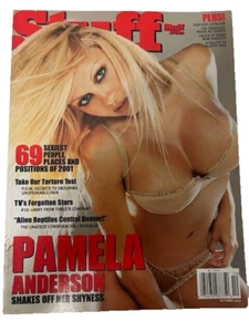 STUFF Magazine October 2001 Pamela Anderson Issue # 23 Bikini Eye Candy Men - Imagen 1 de 2