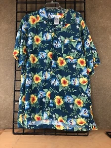 Disneyland Resort Hong Kong Hawaiian Floral Button Shirt Men’s XL New With Tags - Picture 1 of 10