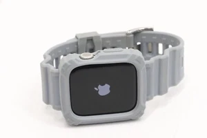 Apple Watch Series 8 GPS Aluminum 45mm - Silver - Photo 1 sur 15