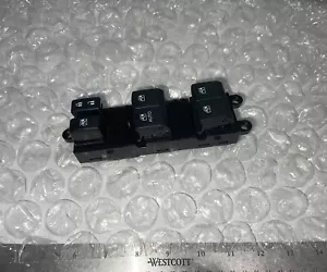 Interruptor de ventana de puerta original Subaru 83071 AJ21C *1XLI7-32* - Imagen 1 de 4