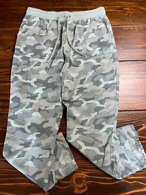 Pantalones Maurices, para mujer talla 6, verde, camuflaje, pierna con lengüeta enrollable Foto 1 de 4