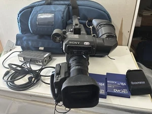 Sony DSR-250 DVCam Camcorder w/ DXF-801 Viewfinder 3CCD Lens With Bag - Picture 1 of 22