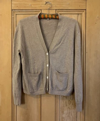 Cárdigan suéter con parche y bolsillo de cachemir J.Crew para mujer talla mediana beige FA EXC Foto 1 de 4