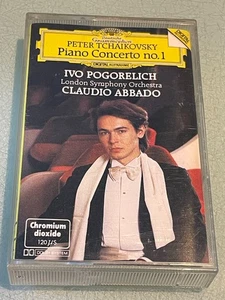 Tchaikovsky - Piano Concerto No. 1 - Cassette Tape Album 1986 - Claudio Abbado - Picture 1 of 5