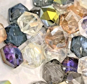 100 piezas grandes cuentas de vidrio de cristal facetadas sueltas hexagonales espaciador fabricación de joyas... - Imagen 1 de 3