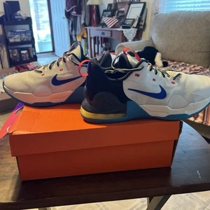 Nike Zoom Freak 3 Basketballschuhe weiß blau 10-5 - Bild 1 von 15