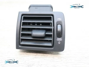 2004 VOLVO S40 PASSENGER LEFT SIDE DASHBOARD AIR VENT   - Picture 1 of 7